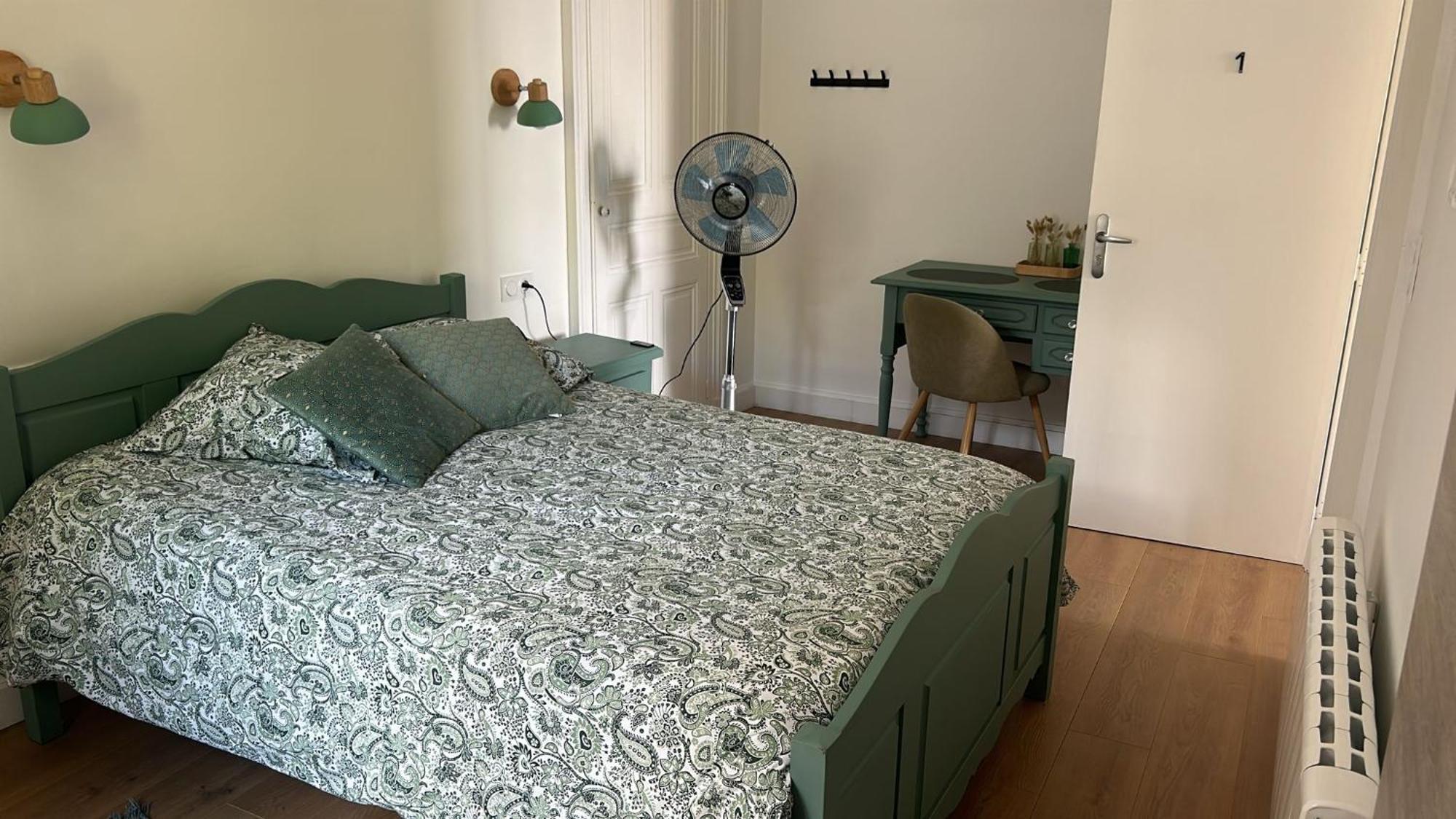 Lumineux: Elegance With 3 Bedrooms Apartment Troyes